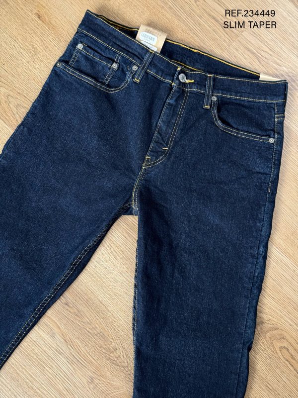 JEAN LEVIS